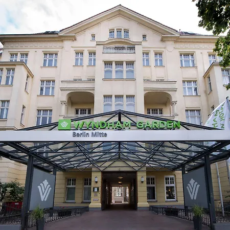 Wyndham Garden Berlin Mitte Hotel